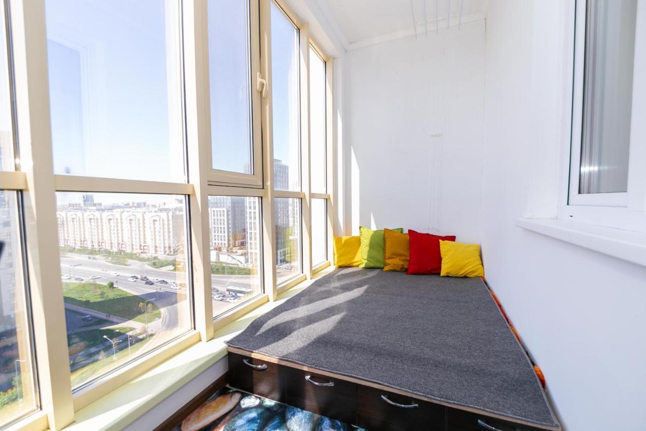 В Promenade Expo Квартира С Романтическим Видом Astana Luaran gambar